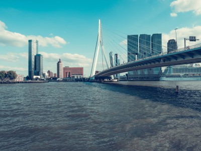 Rotterdam voert als eerste een opkoopbescherming in