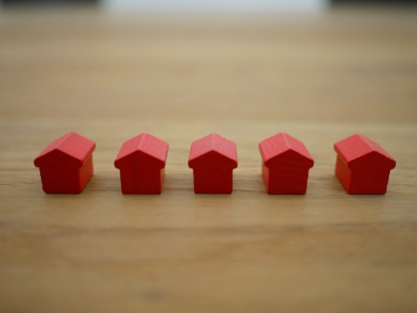 Schenkingsvrijstelling eigen woning wordt in 2 stappen afgeschaft Schenkingsvrijstelling eigen woning wordt in 2 stappen afgeschaft